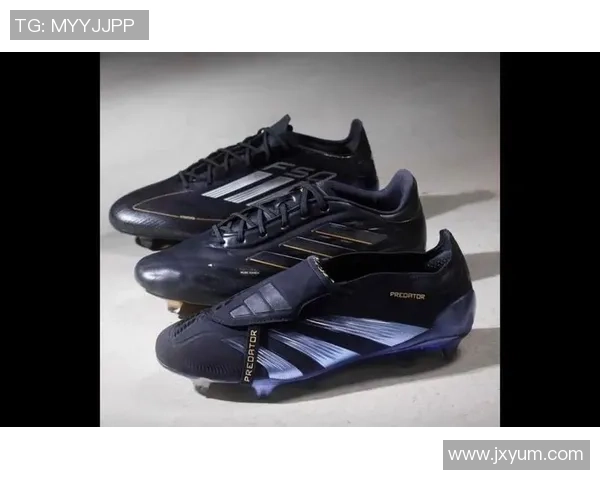 穿黑色足球鞋的球星是谁 他为何偏爱这种经典配色 穿黑色足球鞋的球星是谁 他为何偏爱这种经典配色